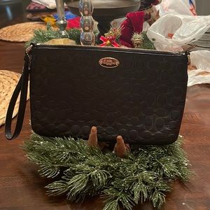 Authentic Coach Purselet, navy embossed leather